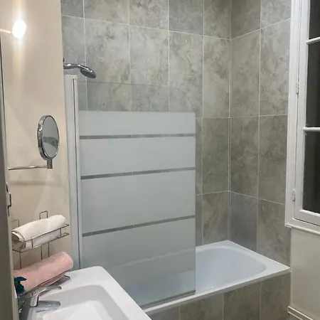 Appartement Arc Triomphe 9 P 4 Chambres *