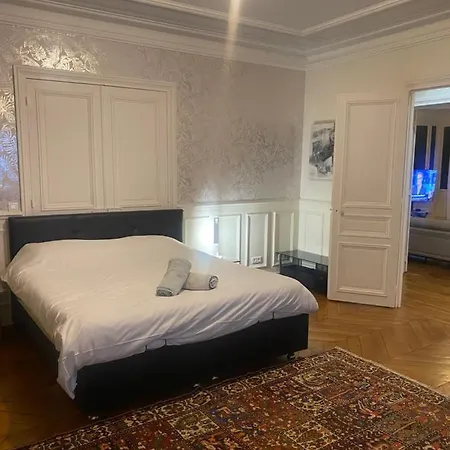 Appartement Arc Triomphe 9 P 4 Chambres * Paris