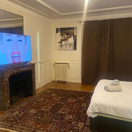 Apartment Appartement Arc Triomphe 9 P 4 Chambres